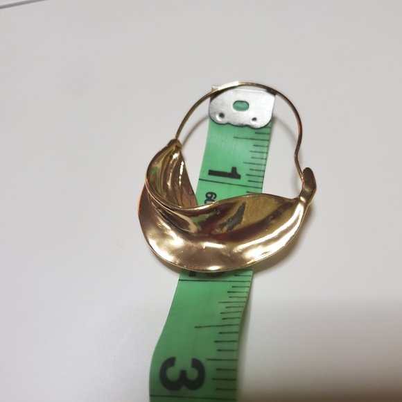 2/$30 Earring - Picture 3 of 3